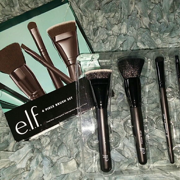 Elf 4 piece makeup brush set - Picture 1 of 5